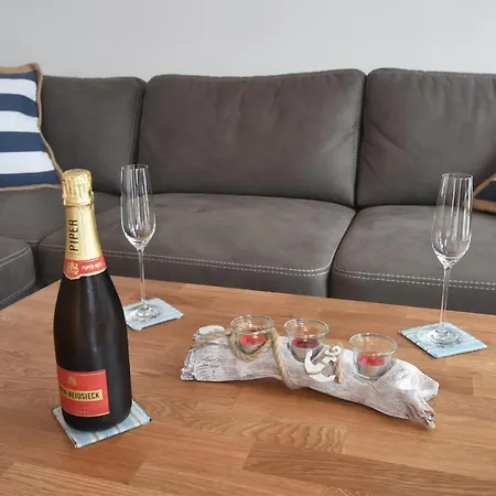 Дом отдыха Nordseeresort Buesum Ferienhaus 83 Huus Wattkieker