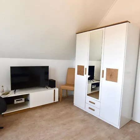 Nordseeresort Buesum Ferienhaus 83 Huus Wattkieker Бюзум